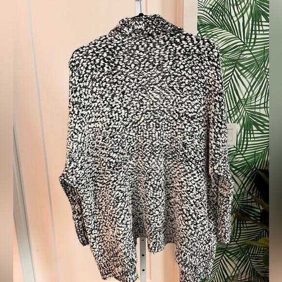 ASTR The Label Black & White Marled Cardigan Sweater Size small - Picture 5 of 8
